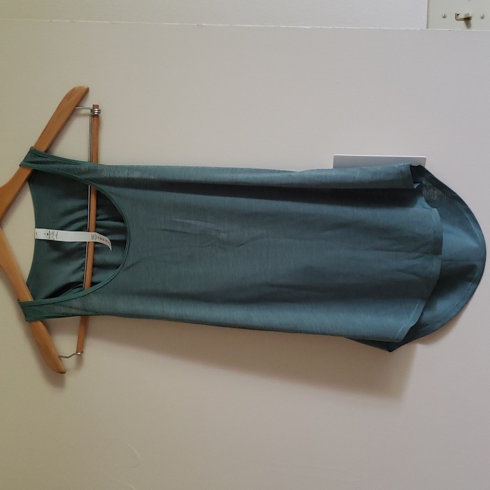 BNWT Lululemon Set the Course Tank Size 2